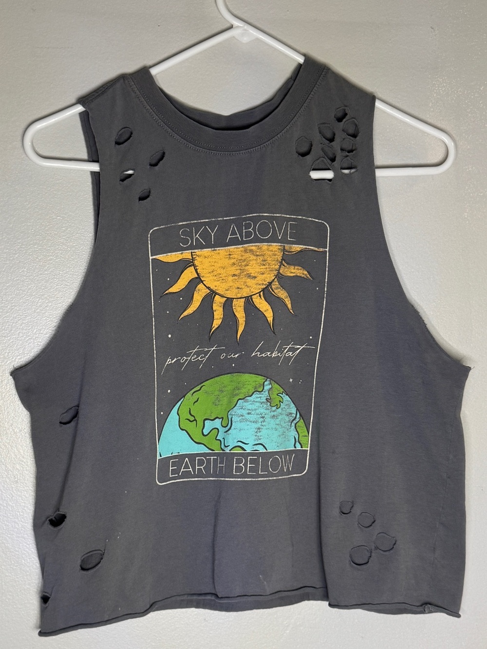 Hybrid Apparel Gray Distressed Tank with Sun & Earth Graphic